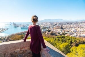 Lady looking out over Málaga