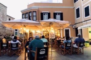People in a restuarant in Spain